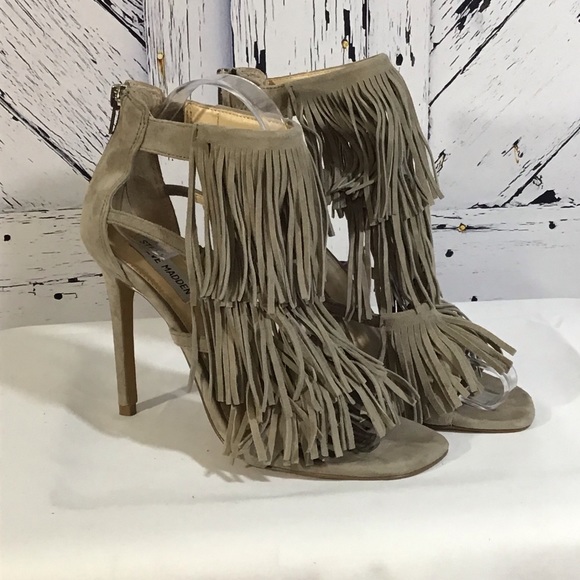 Steve Madden Shoes - Steve Madden Fringly Taupe Heel Excelent Condition